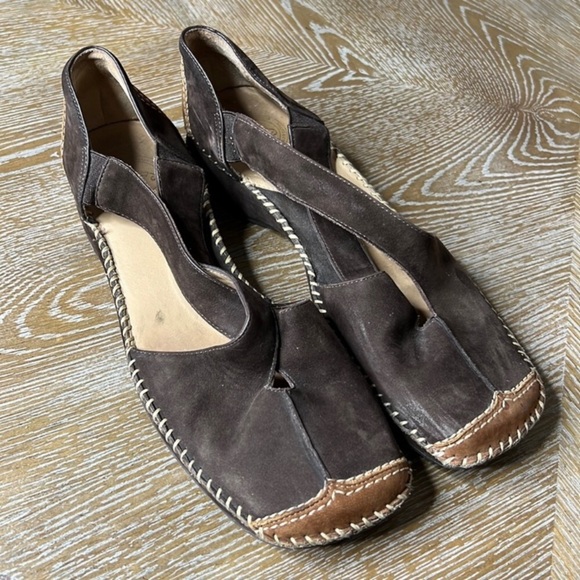 NURTURE Brown Leather Stitch Closed Toe Sandals - Picture 3 of 12